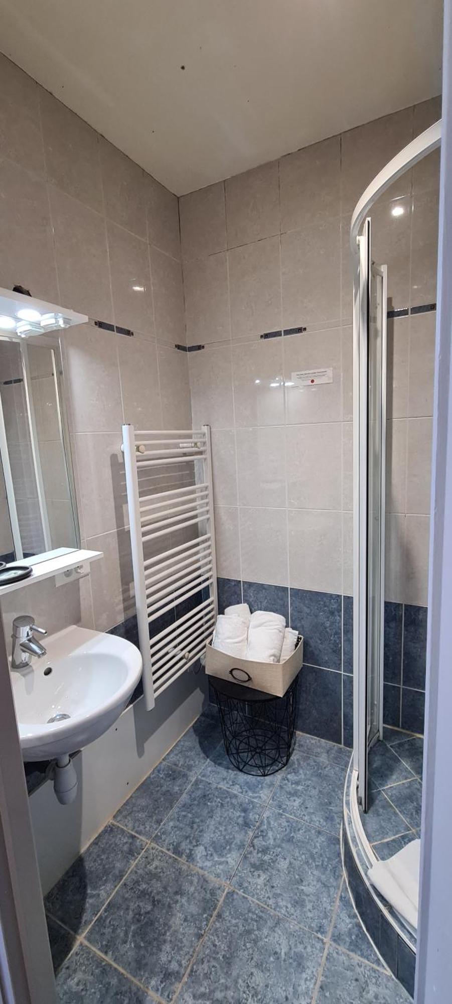 La Truite De La Loue Hotell Quingey Exteriör bild
