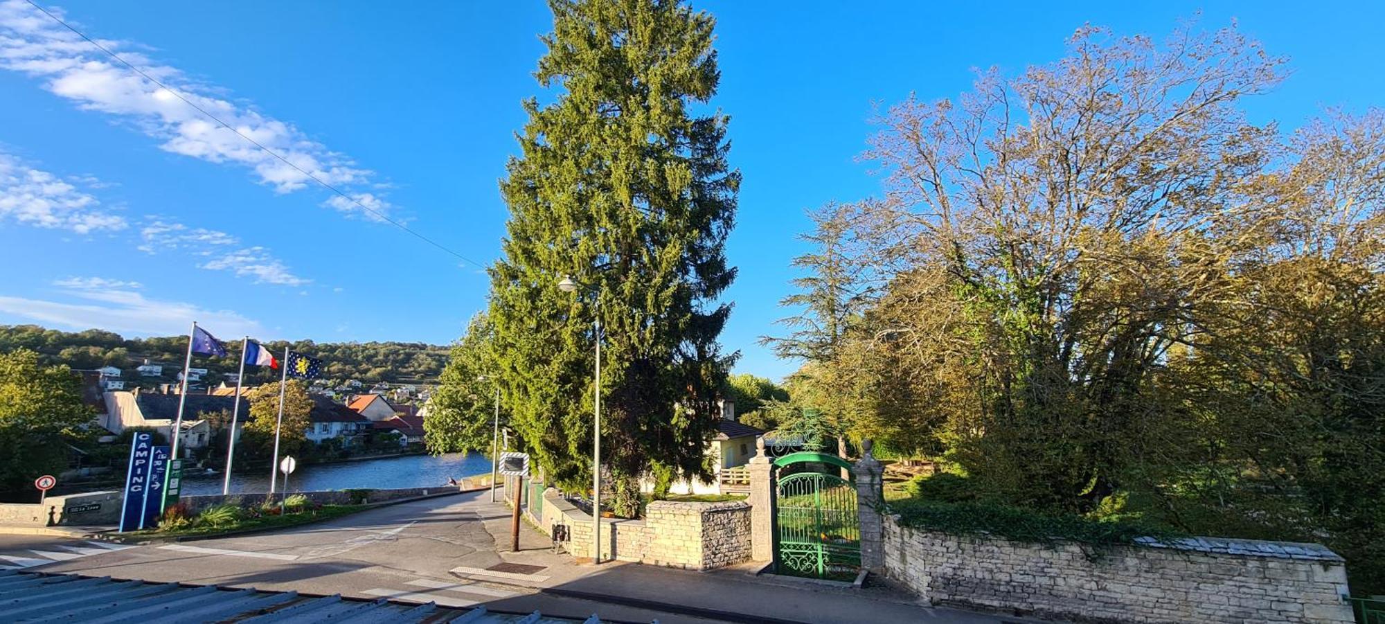La Truite De La Loue Hotell Quingey Exteriör bild