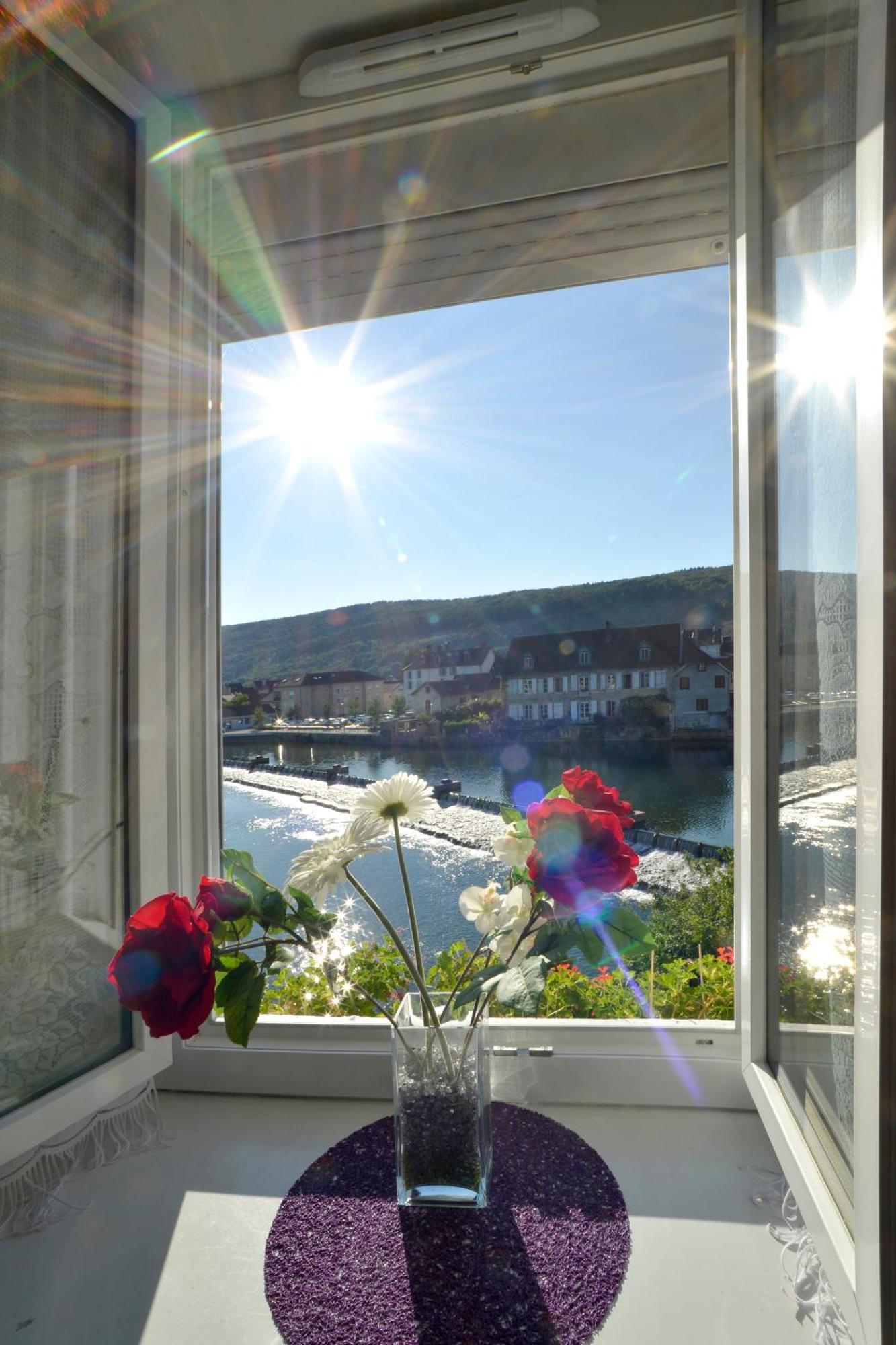 La Truite De La Loue Hotell Quingey Exteriör bild